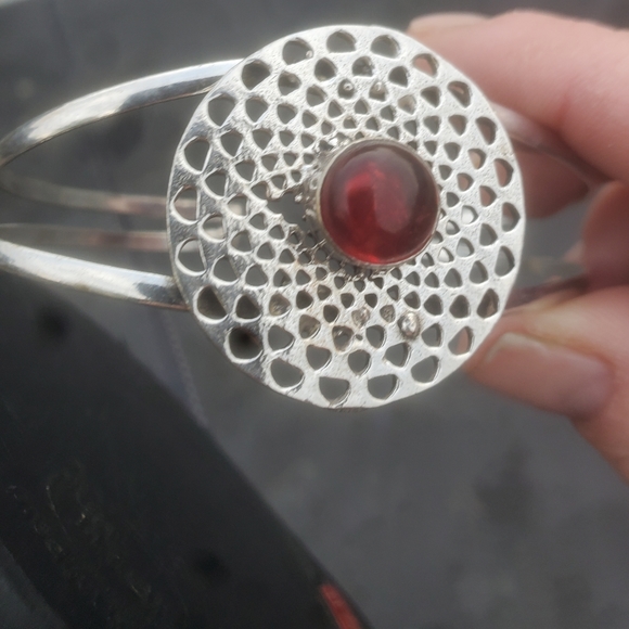 New Garnet 925 Silver Cuff Bracelet. - Picture 4 of 16